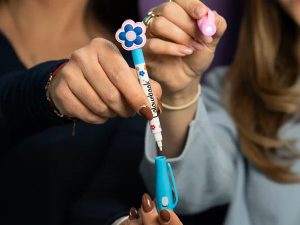 Secret Pen Flower - COLOURBOOK